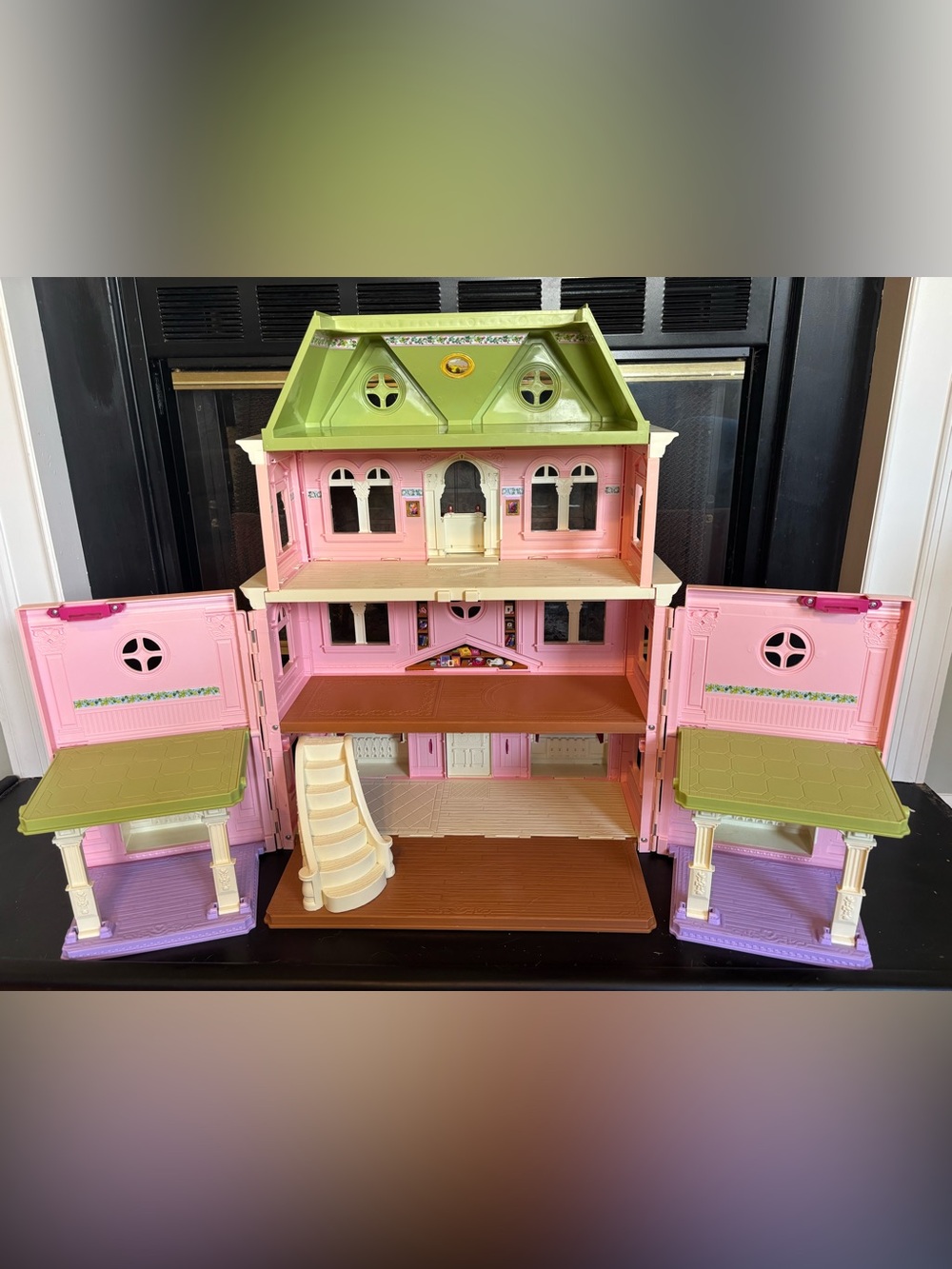 2008 Fisher Price Loving Family Grand Mansion Victorian Dollhouse Pink Green